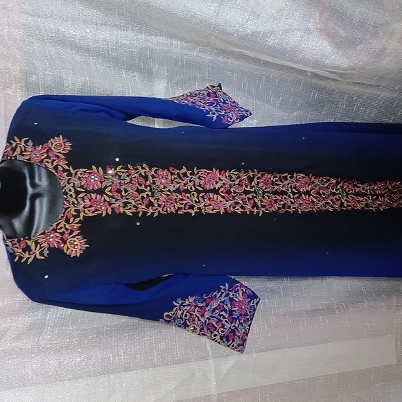 Unbranded womens kurta top Embroidery Sequins, blue to black gradient,  sz S - Picture 1 of 7